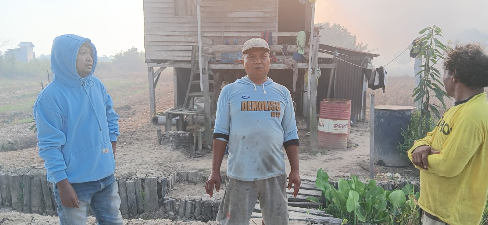 Peninjauan Lokasi Kebakaran Lahan Di RT. 17 Kelurahan Juata Laut